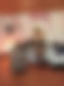 keila_j's Live Chat Room