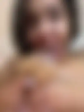 XXX chat uživo modela Hannagarces