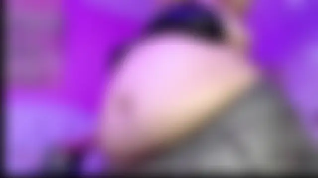 Chat soba uživo modela HECATE_23