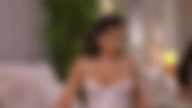 NicoleCellini's Live XXX Chat