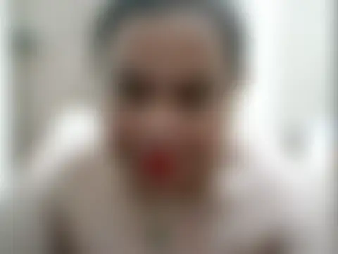 cutechubbypinay élő chatszobája