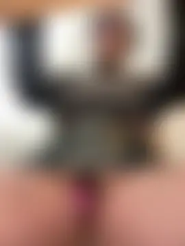 Rae_Lil_White: διαδικτυακό σόου στην κάμερα