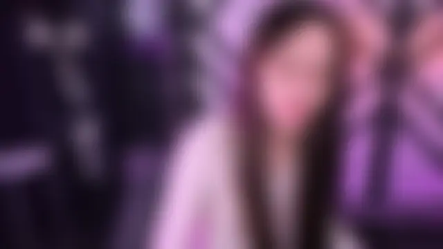 ChloeSunny: онлайн-секс-чат