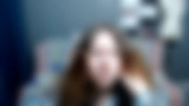 غرفة دردشة pa1e_pr1ncess المباشرة