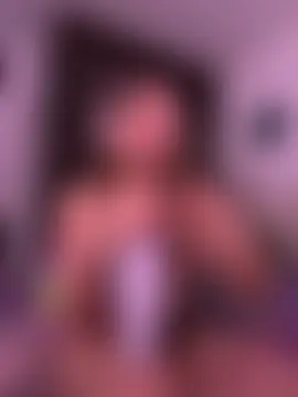 MoraInFireのライブセックスカメラショー