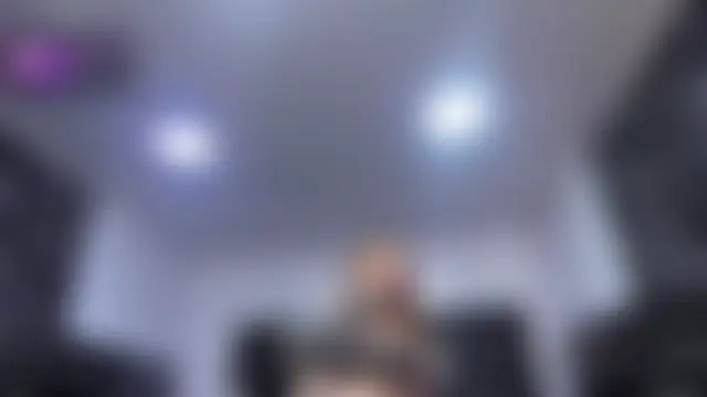 Ladyy_Scarlett: δωμάτιο απευθείας συνομιλίας