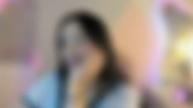 Živá chatovací místnost cristal__hot_1