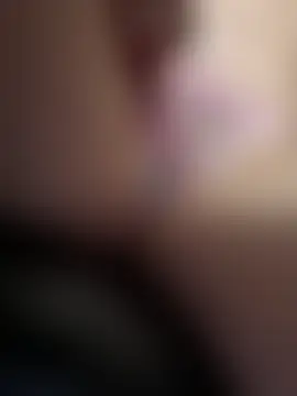 didihairypussy: διαδικτυακό σόου στην κάμερα