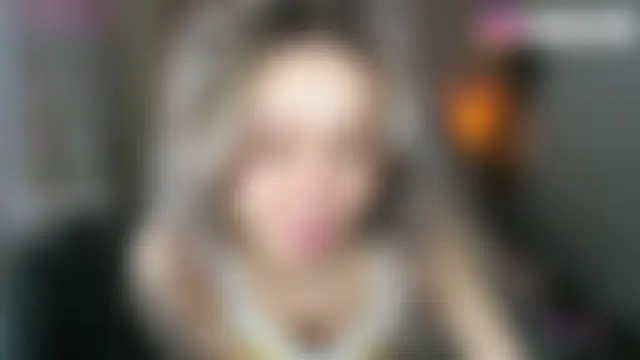 LuluAlis live XXX chat