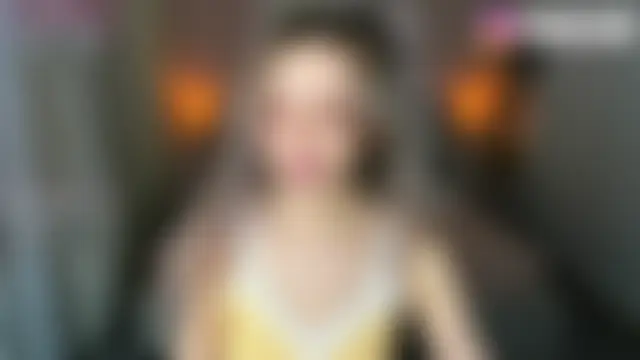 LuluAlis' Live XXX Chat