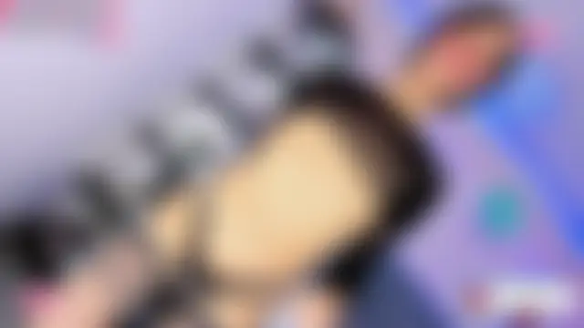 Amira_Ember Show in webcam