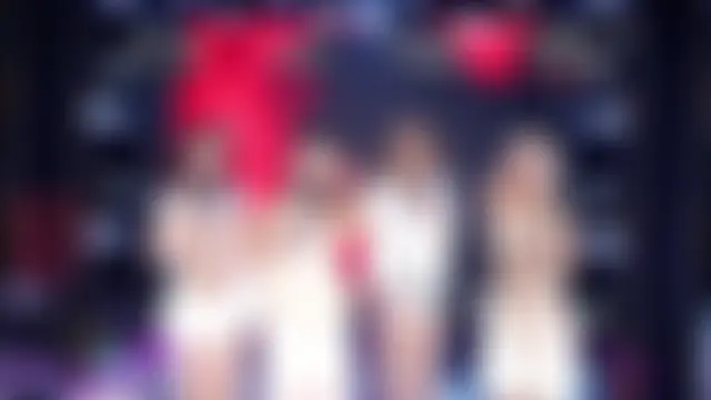 Seks show uživo modela cdyyds003 na kameri