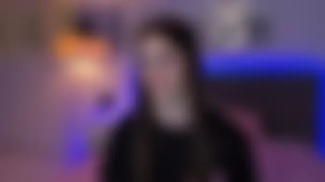 LuisaClover Webcam show