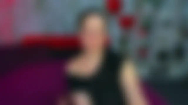 Pokazy przed seks kamerką na żywo – DarlingMilf