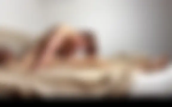 Leicamitze25 live sex-cam show