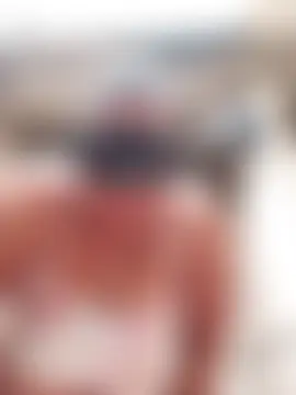 Lucky-hot-girls Live Chatraum