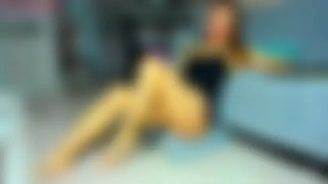 MadinaBrown's Live Chat Room