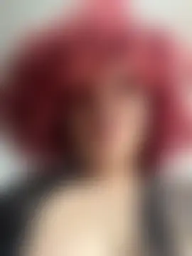 Chat +18 de Leyah__ ao vivo