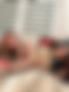 Stellar_Hush Live Chatraum