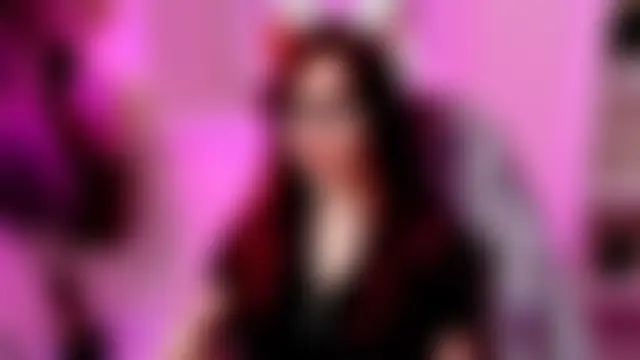 غرفة دردشة CarolGiggly المباشرة