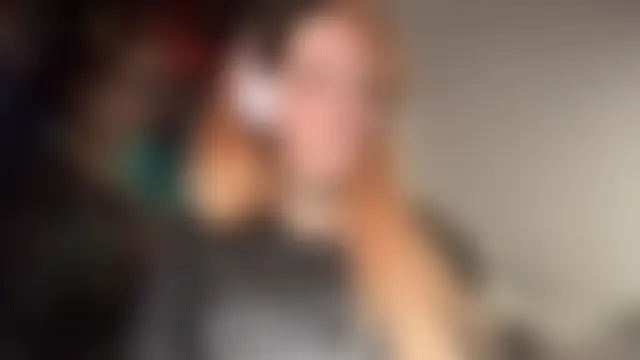 FRRANNKIE: δωμάτιο απευθείας συνομιλίας