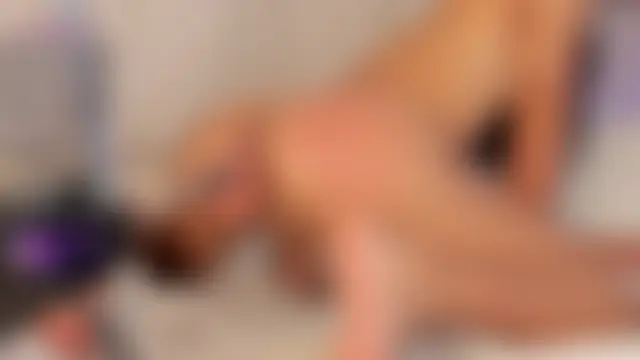 REINA_ADAHARA webcam show