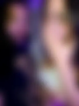 Seks show uživo modela old_soul_and_young_spirit na kameri