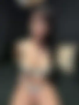 Rakiyahcharms Adlı Modelin Canlı XXX Sohbeti