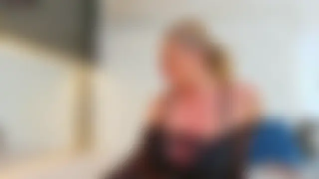 karissia: δωμάτιο απευθείας συνομιλίας