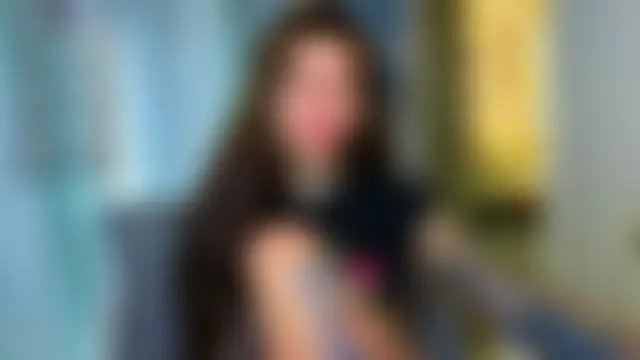 tattooedBabyyn Webbikameraesitys