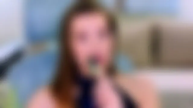 غرفة دردشة Addelin المباشرة