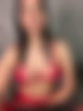 Val12777 Adlı Modelin Canlı XXX Sohbeti