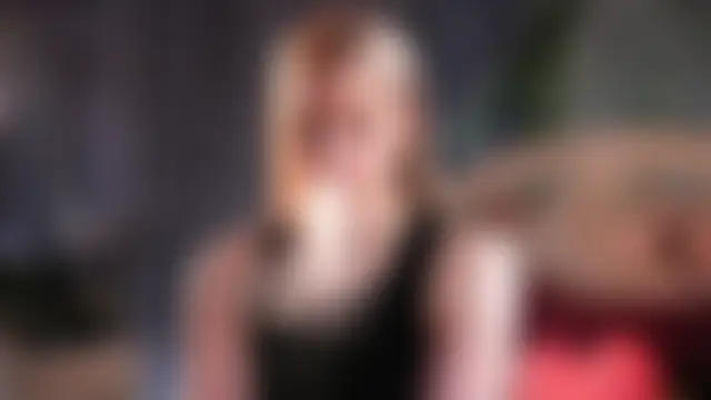 EdlinAlliston's Live XXX Chat