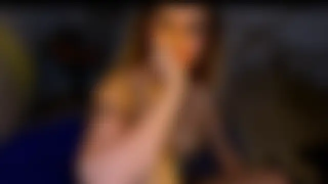 Radmila_Queen_: δωμάτιο απευθείας συνομιλίας