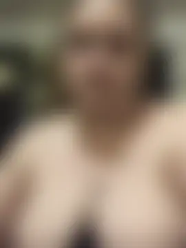 BuzzBunni69's Webcam Show