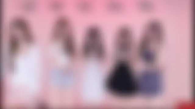 TNT-Sister: απευθείας σέξι σόου στην κάμερα