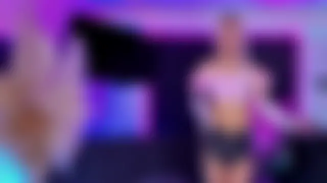 Queens_Wonders_Blonders webcam show