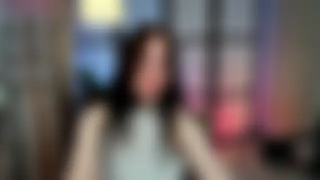 Elisabeth_Binder 现场XXX聊天