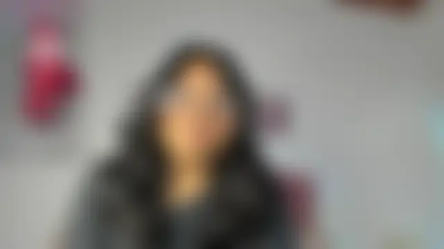 luna_velveth Adlı Modelin Canlı Sohbet Odası