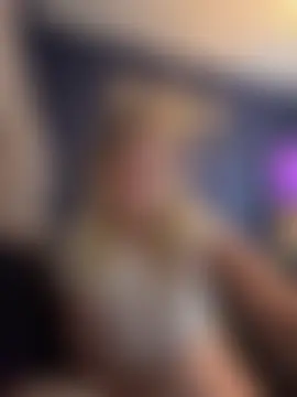 Sky25x's Live Webcam Show