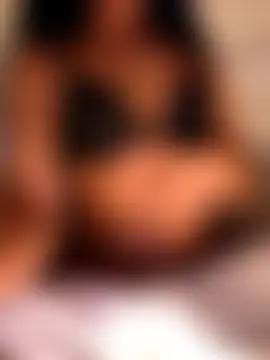 Hazel_Dollxx's Webcam Show