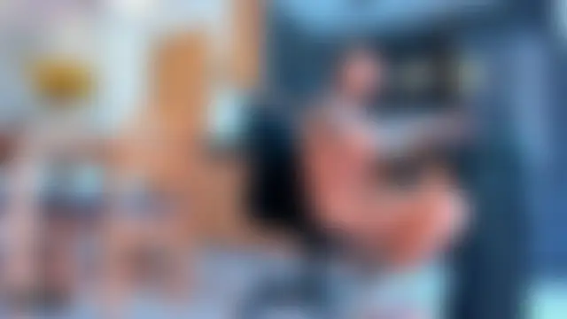 Chat soba uživo modela fitnolan