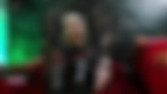 crislingery_dolli: απευθείας σέξι σόου στην κάμερα