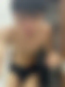 Pokazy przed kamerką – yoursexyjose