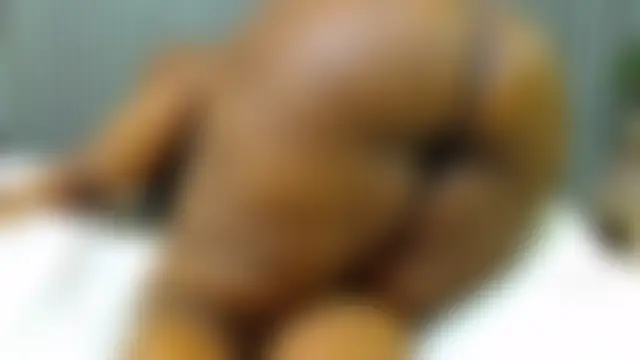 ROYALASS25's Webcam Show