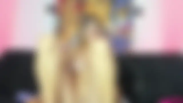 Seks show uživo modela Thresomenmercy na kameri