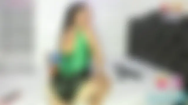 Show modela thamaraa_ na web-kameri