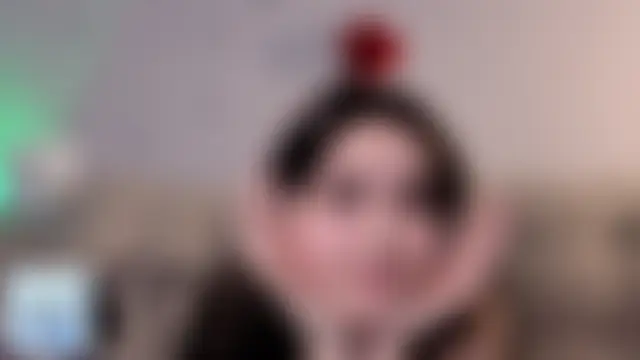 Pokazy przed kamerką – LuciKardos