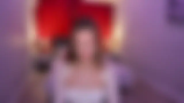 NaturalBeaty's Live Webcam Chat