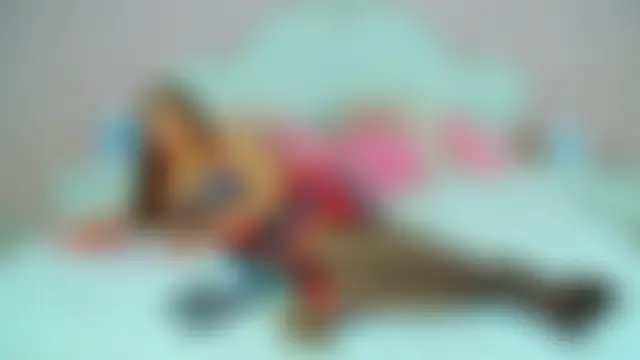 ห้องแชทสดของ ElinaBellucci